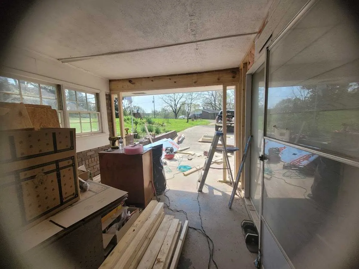 Air movers and dehumidifier for Water Mitigation Services in Florence